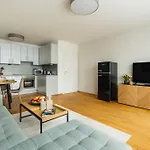 Business & Family Ambiente