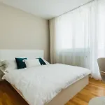 Business & Family Ambiente * Μπρατισλάβα