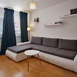 Business & Family Ambiente Διαμέρισμα Μπρατισλάβα