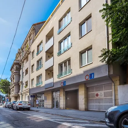 Апартаменты Business & Family Ambiente Apartments *