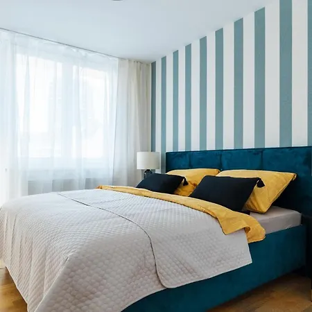 Business & Family Ambiente Apartments Апартаменты *