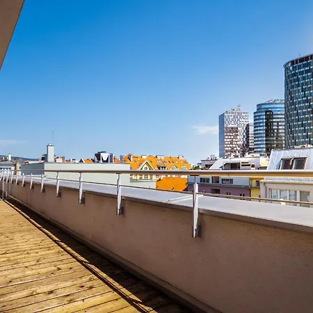 Business & Family Ambiente Apartments Братислава