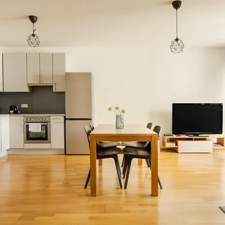 Business & Family Ambiente Apartments Апартаменты