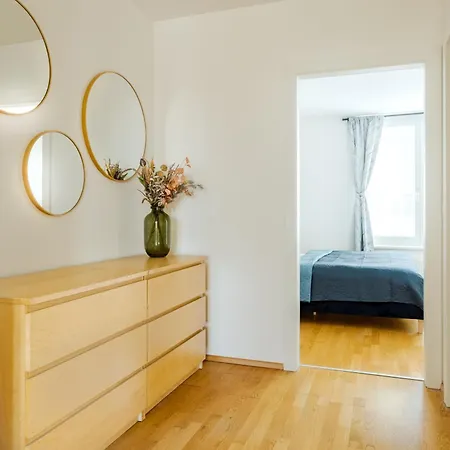 Business & Family Ambiente Apartments Апартаменты