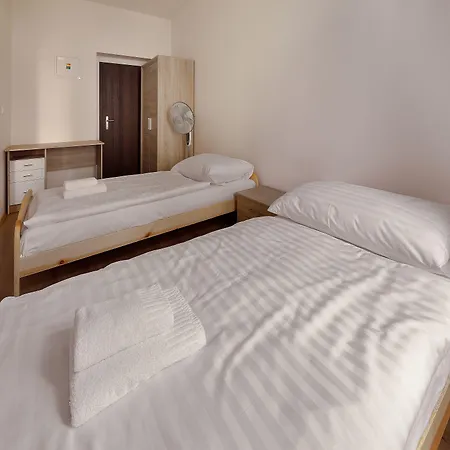 Business & Family Ambiente Apartments * Братислава