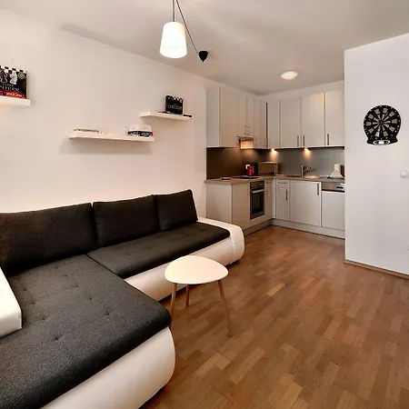 Apartament Business & Family Ambiente