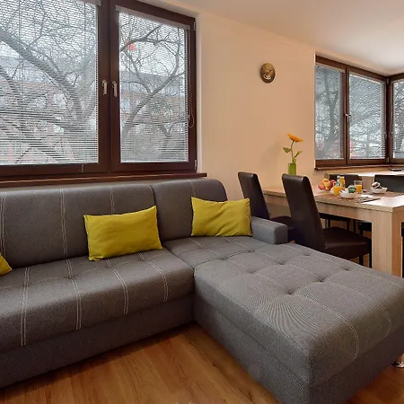 Business & Family Ambiente Apartments Братислава