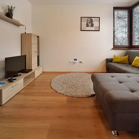 Business & Family Ambiente Apartments Братислава