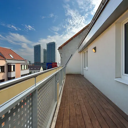 Business & Family Ambiente Apartments Апартаменты *