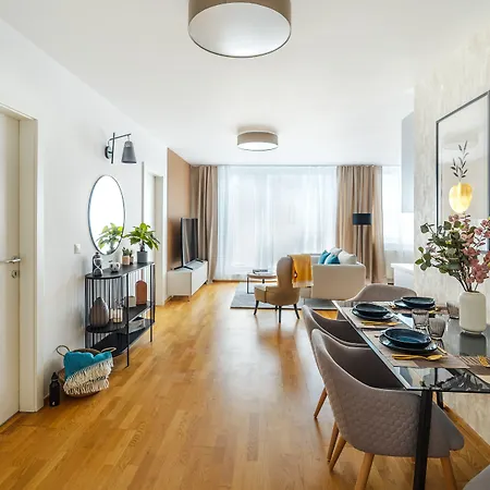 Business & Family Ambiente Apartments Апартаменты Братислава